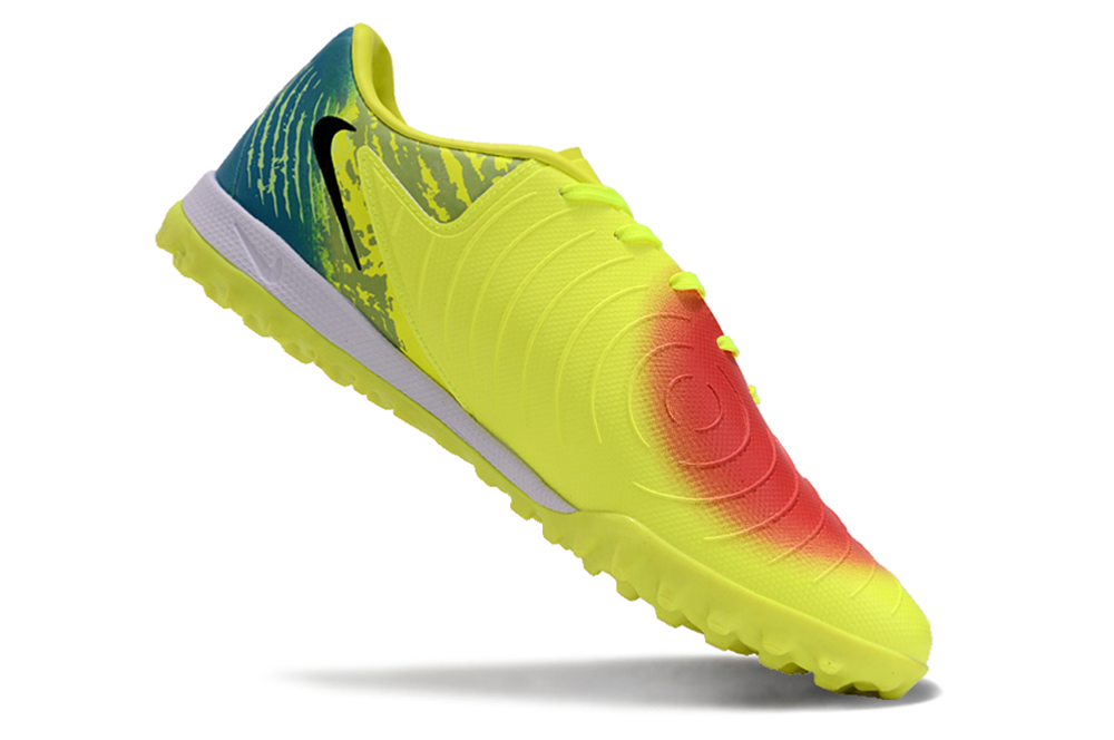 Chuteira Nike Phantom GX 2 Academy TF