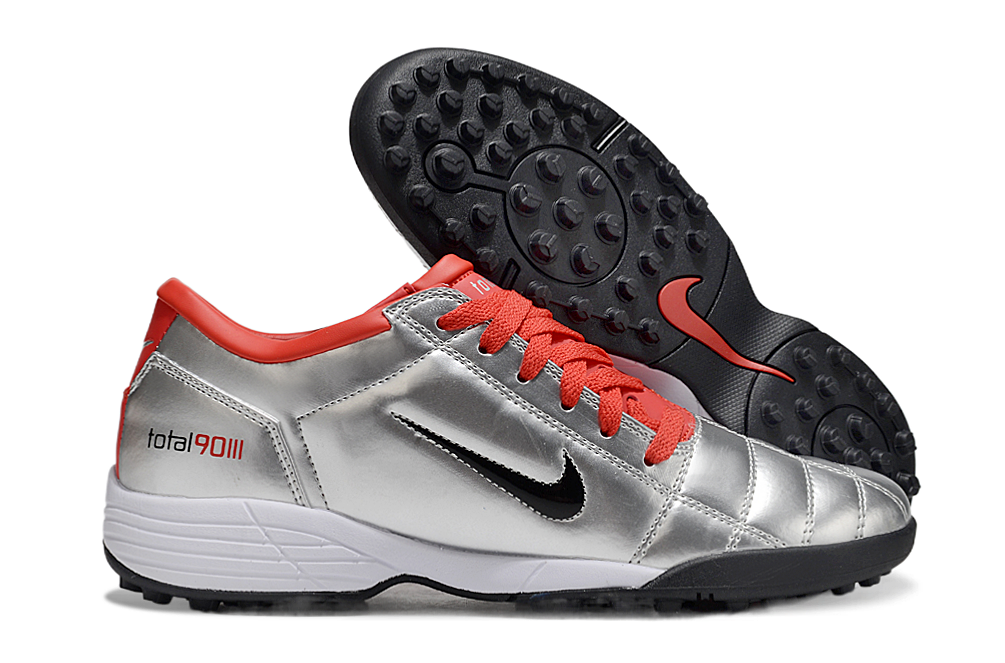 Chuteira Nike Total 90 TF