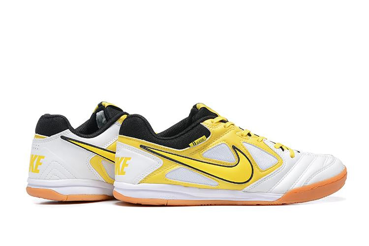 Chuteira Nike Supreme SB Gato IC