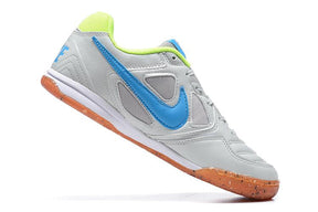 Chuteira Nike Supreme SB Gato IC