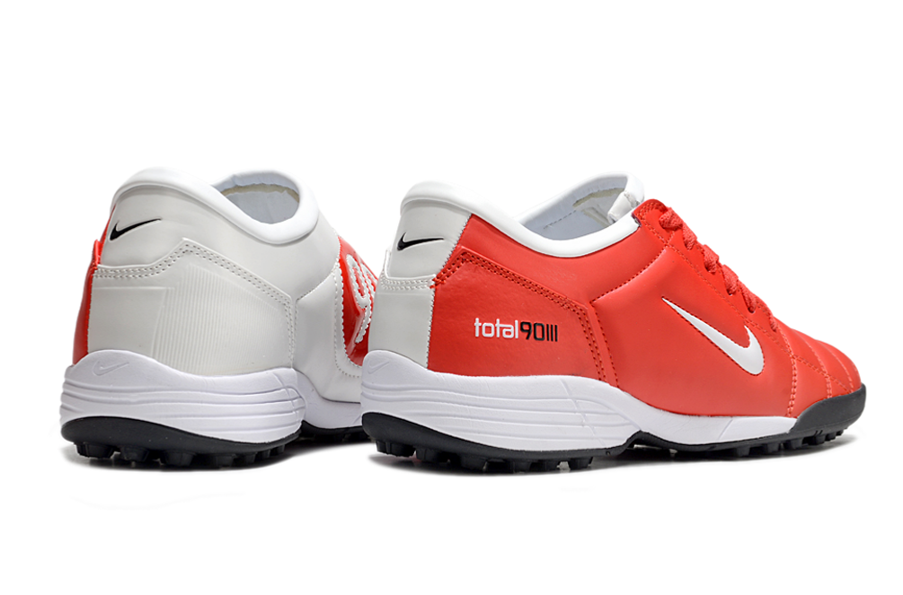 Chuteira Nike Total 90 TF