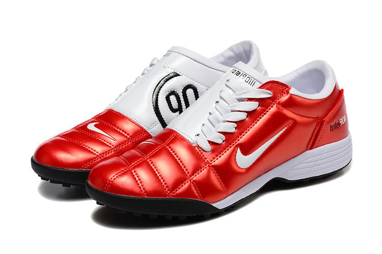 Chuteira Nike Total 90 TF