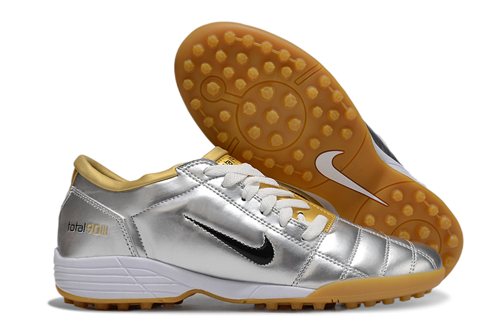 Chuteira Nike Total 90 TF