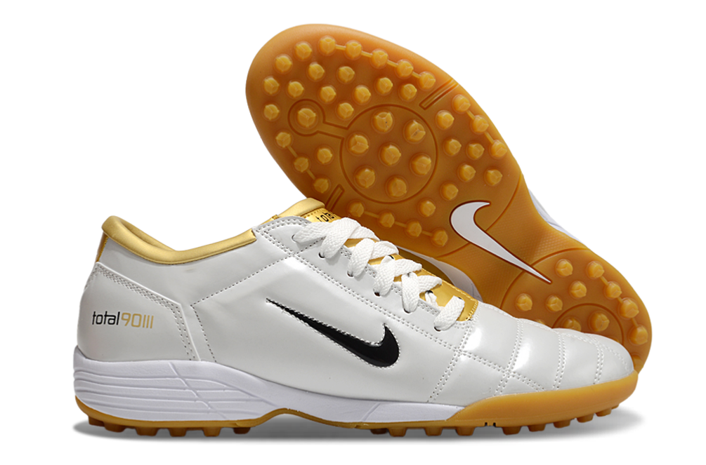 Chuteira Nike Total 90 TF