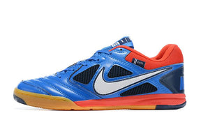 Chuteira Nike Supreme SB Gato IC