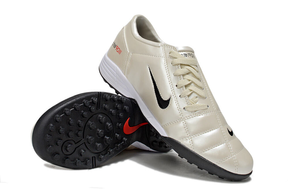 Chuteira Nike Total 90 TF