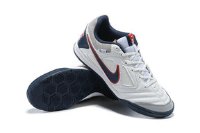 Chuteira Nike Supreme SB Gato IC