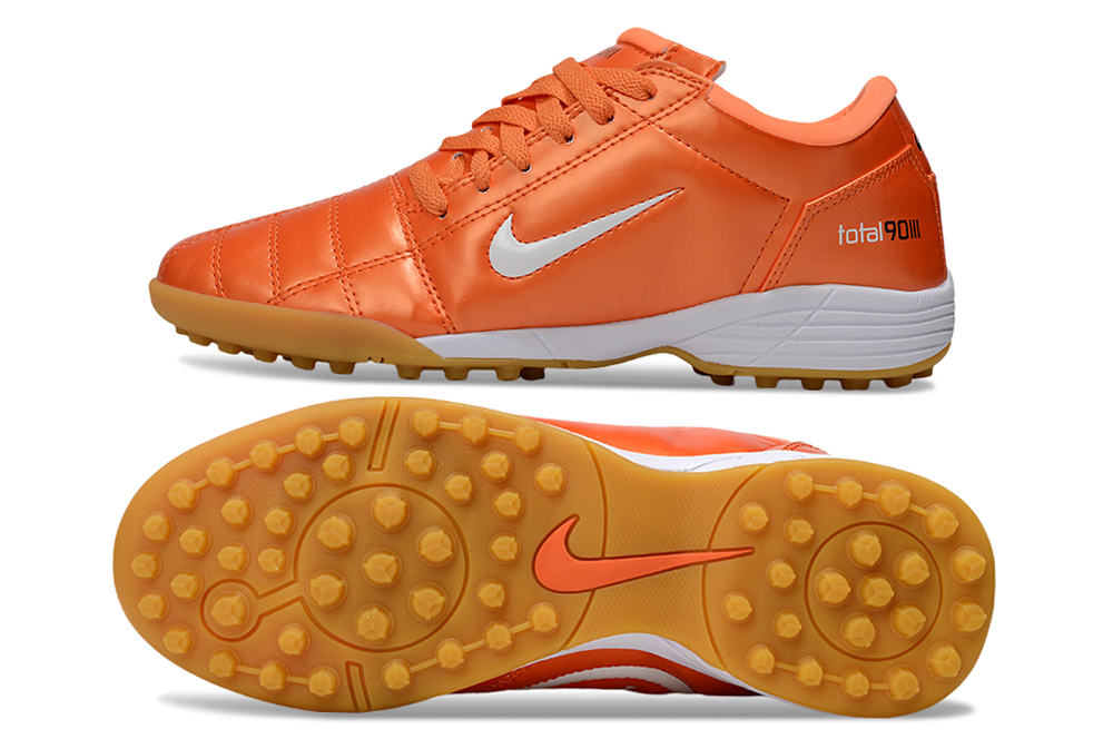 Chuteira Nike Total 90 TF