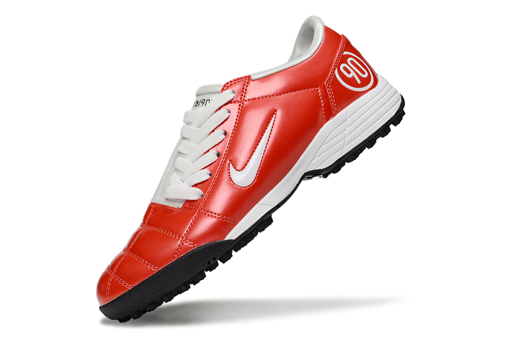 Chuteira Nike Total 90 TF