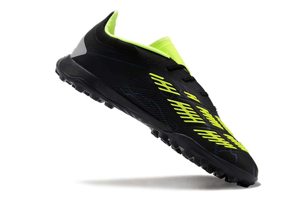 Chuteira Adidas Predator Elite TF