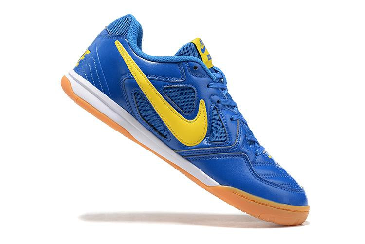 Chuteira Nike Supreme SB Gato IC