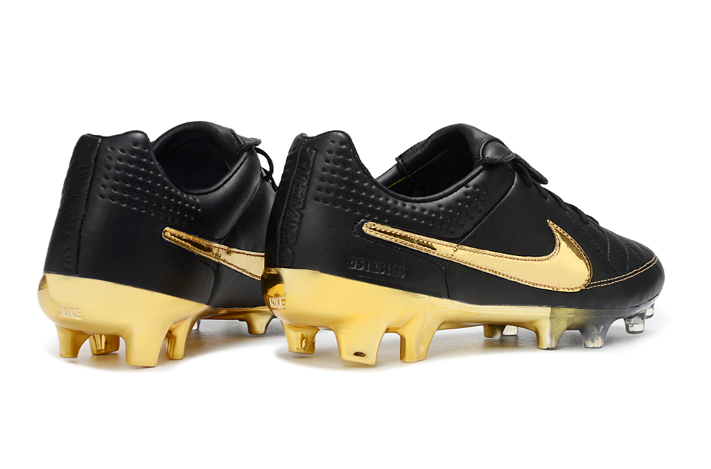 Chuteira Nike Tiempo Maestro R10 FG Trava De Silicone