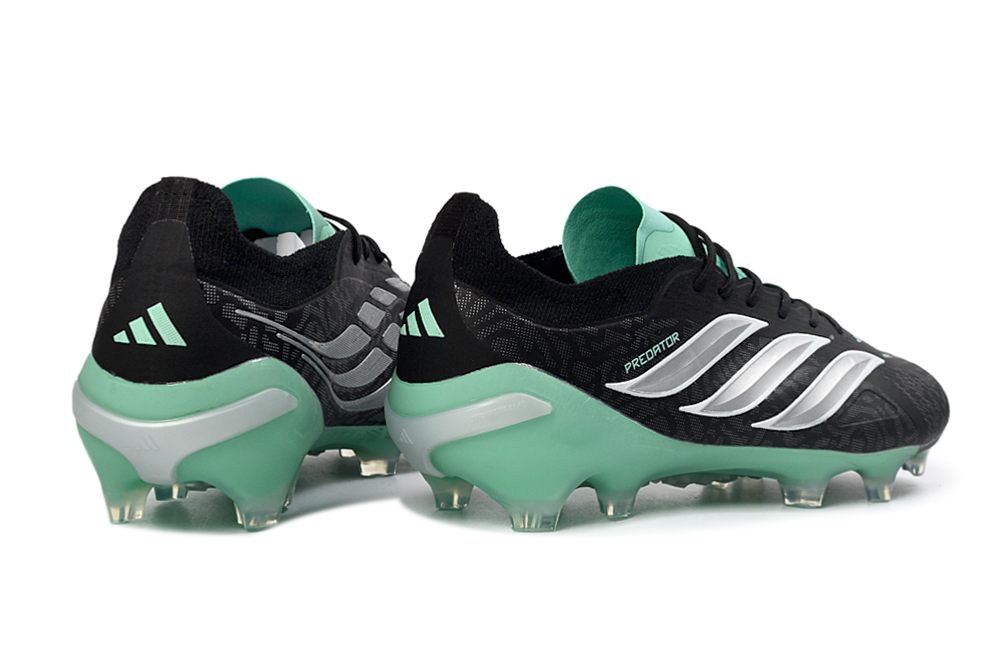 Chuteira Adidas Predator FG Trava De Silicone
