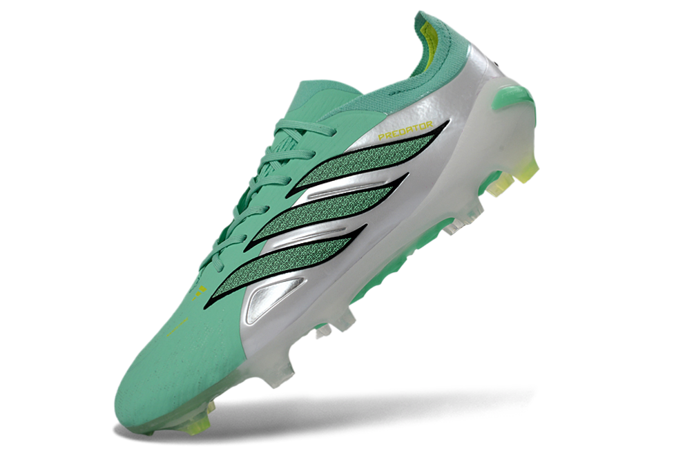 Chuteira Adidas Predator FG Trava De Silicone