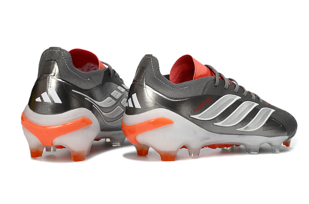 Chuteira Adidas Predator FG Trava De Silicone