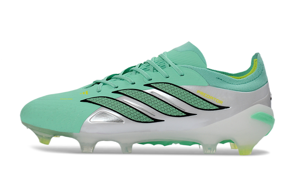 Chuteira Adidas Predator FG Trava De Silicone