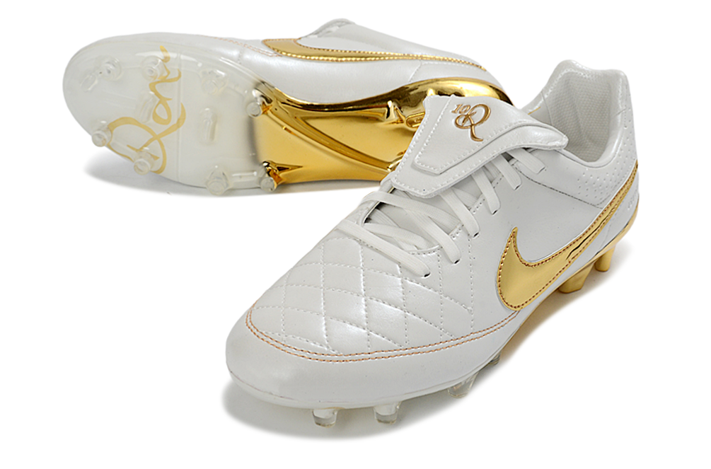 Chuteira Nike Tiempo Maestro R10 FG Trava De Silicone
