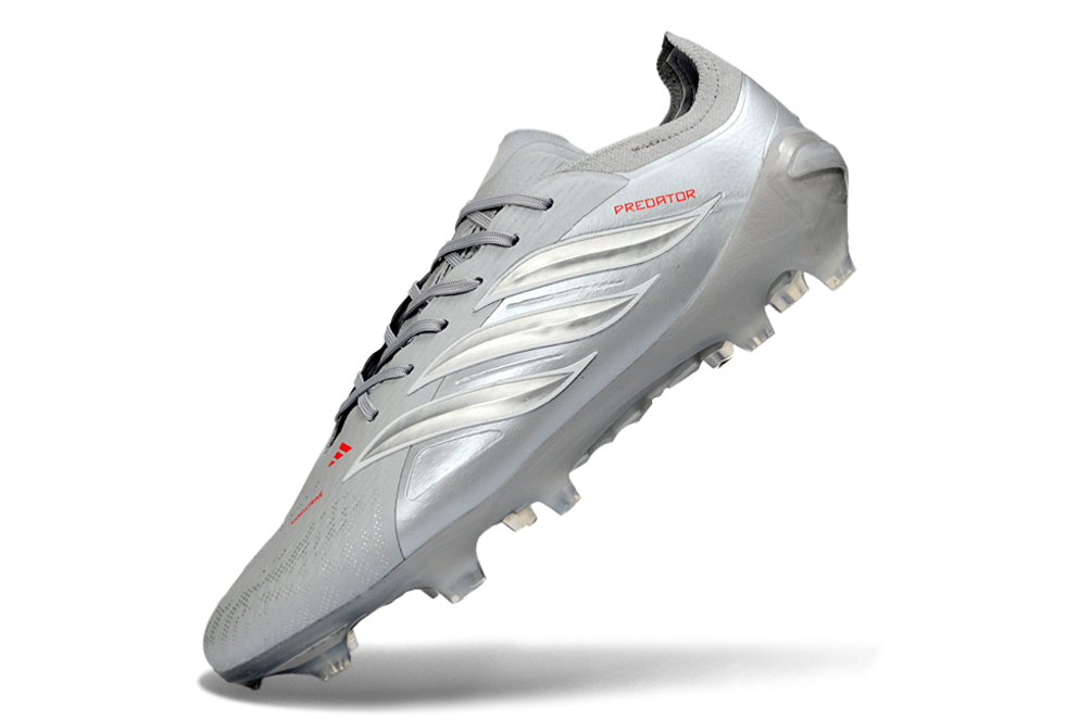 Chuteira Adidas Predator FG Trava De Silicone