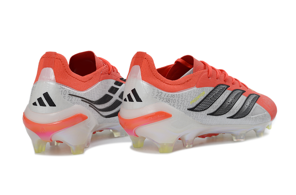 Chuteira Adidas Predator FG Trava De Silicone