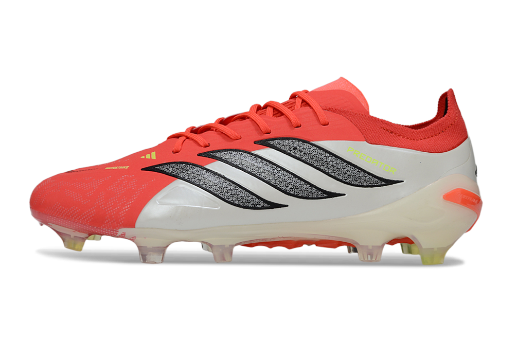 Chuteira Adidas Predator FG Trava De Silicone